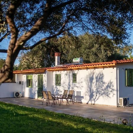 House By The Sea Aigio Exterior foto